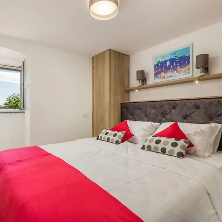 Seafront Voyo Apartmán Ika